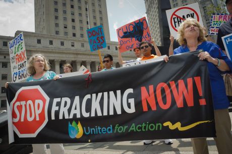 Issue What is fracking? What are the environmental consequences?