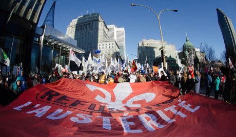 Issue 125,000 contre l’austerité