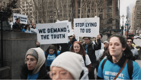 Issue Israelism – A much-needed look at the collective trauma at the heart of Jewish America