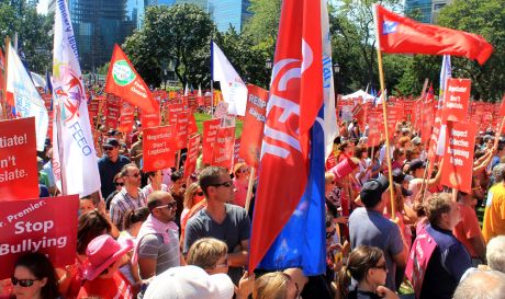 Issue Thousands protest McGuinty’s attack on education