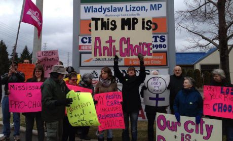 Issue Resisting Harper's attacks on choice